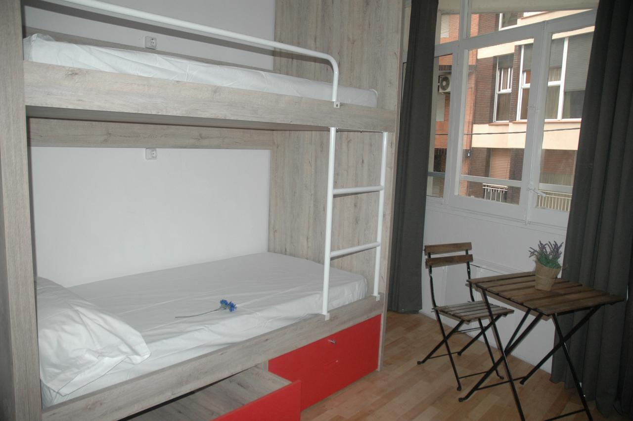Auberge de jeunesse Break N Bed à Barcelone Extérieur photo