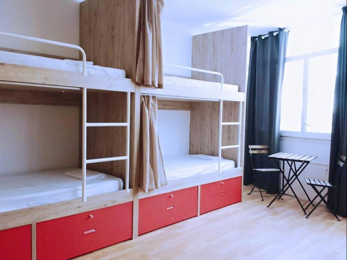 Auberge de jeunesse Break N Bed à Barcelone Extérieur photo